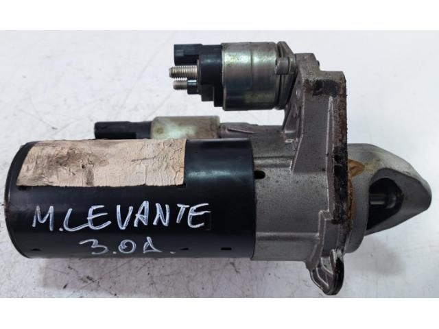 bontott MASERATI LEVANTE Önindító