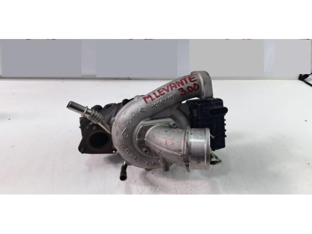 bontott MASERATI LEVANTE Turbó