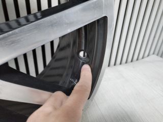 bontott MASERATI LEVANTE Alufelni (1 db)