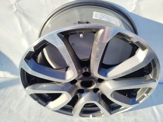 bontott MASERATI LEVANTE Alufelni (1 db)