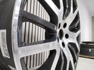 bontott MASERATI LEVANTE Alufelni (1 db)