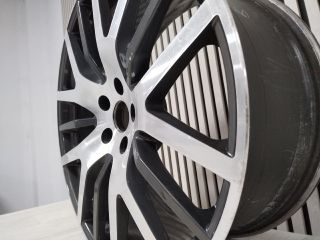 bontott MASERATI LEVANTE Alufelni (1 db)