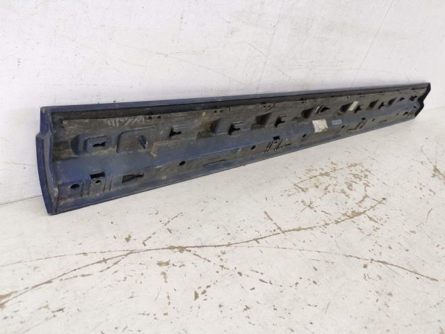 bontott MASERATI LEVANTE Bal első Ajtó Díszléc