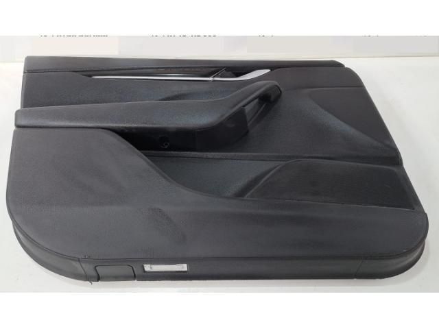 bontott MASERATI LEVANTE Bal első Ajtó Kárpit