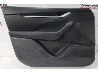 bontott MASERATI LEVANTE Bal első Ajtó Kárpit