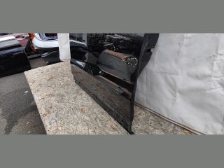 bontott MASERATI LEVANTE Bal első Ajtó (Üres lemez)