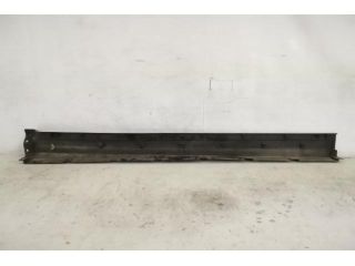 bontott MASERATI LEVANTE Bal első Küszöb Díszléc