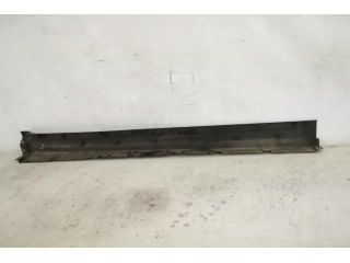 bontott MASERATI LEVANTE Bal első Küszöb Díszléc