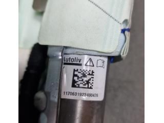 bontott MASERATI LEVANTE Bal Fejlégzsák