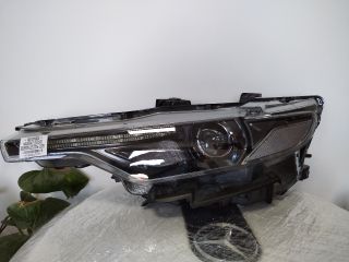 bontott MASERATI LEVANTE Bal Fényszóró