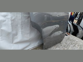 bontott MASERATI LEVANTE Bal hátsó Ajtó (Üres lemez)