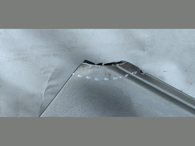 bontott MASERATI LEVANTE Bal hátsó Ajtó (Üres lemez)