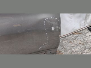 bontott MASERATI LEVANTE Bal hátsó Ajtó (Üres lemez)