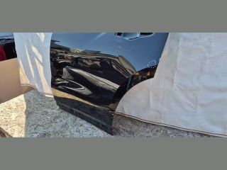 bontott MASERATI LEVANTE Bal hátsó Ajtó (Üres lemez)