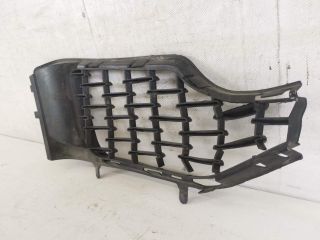 bontott MASERATI LEVANTE Bal Ködzárófény Keret