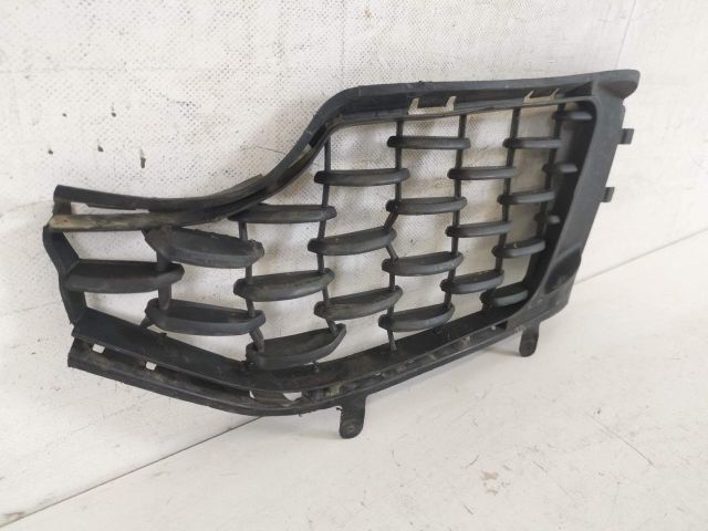 bontott MASERATI LEVANTE Bal Ködzárófény Keret