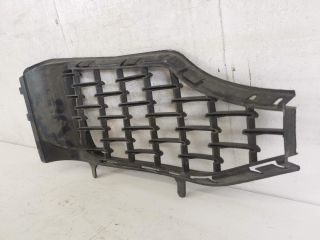 bontott MASERATI LEVANTE Bal Ködzárófény Keret