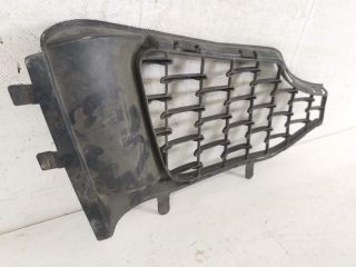 bontott MASERATI LEVANTE Bal Ködzárófény Keret