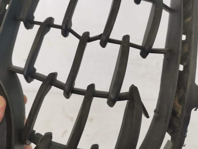 bontott MASERATI LEVANTE Bal Ködzárófény Keret