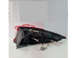 bontott MASERATI LEVANTE Bal Külső Hátsó Lámpa