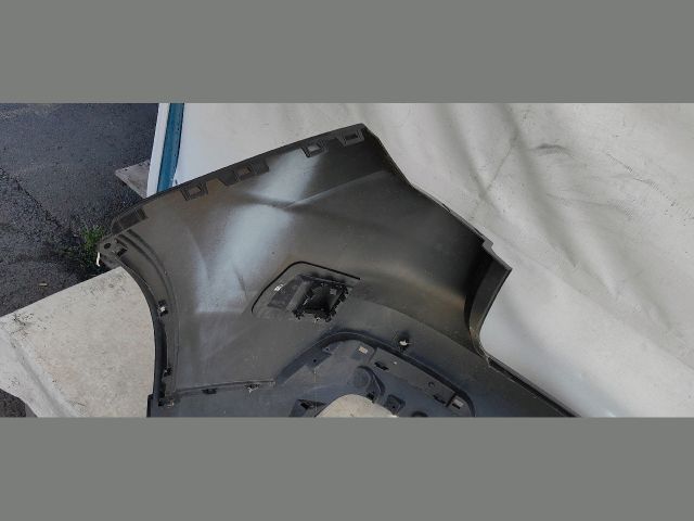 bontott MASERATI LEVANTE Hátsó Lökhárító (Üresen)