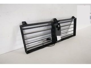 bontott MASERATI LEVANTE Hűtő Légterelő