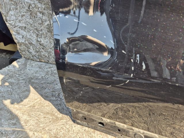 bontott MASERATI LEVANTE Jobb első Ajtó (Üres lemez)