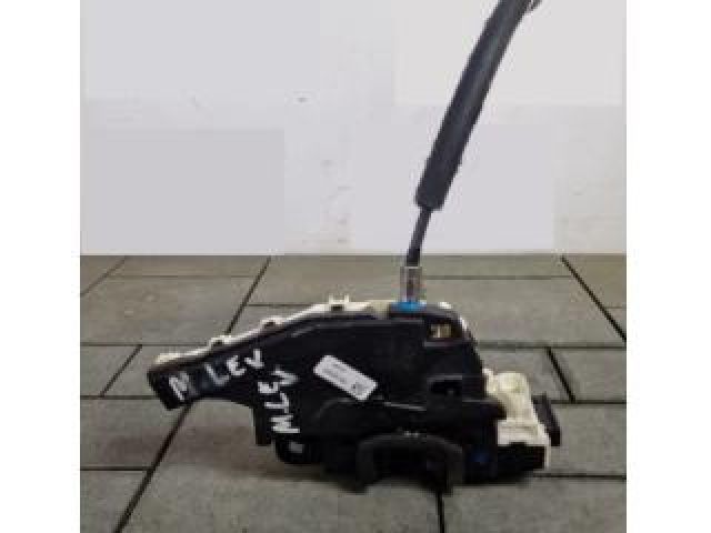 bontott MASERATI LEVANTE Jobb első Ajtózár