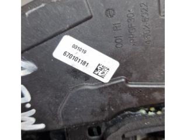 bontott MASERATI LEVANTE Jobb első Ajtózár