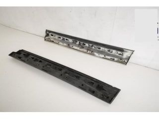 bontott MASERATI LEVANTE Jobb hátsó Ajtó Díszléc