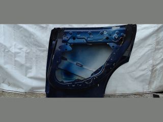 bontott MASERATI LEVANTE Jobb hátsó Ajtó (Üres lemez)