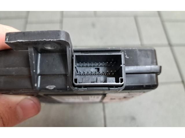 bontott MASERATI LEVANTE Kulcs Nélküli Nyitás Jeladó