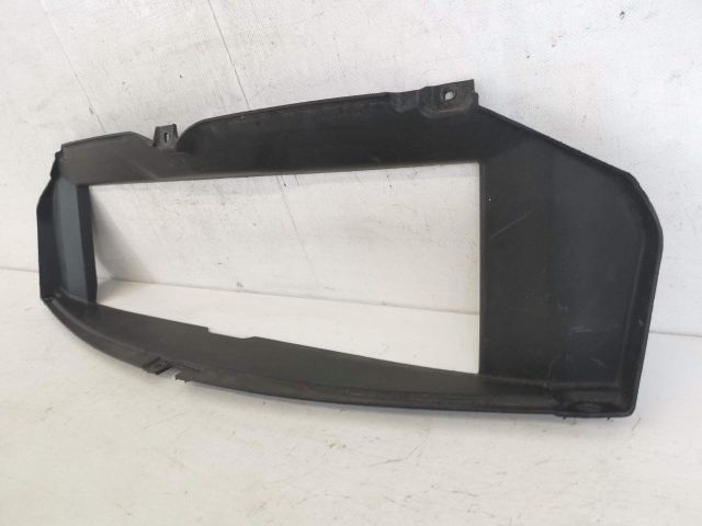 bontott MASERATI LEVANTE Légterelő