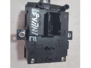 bontott MASERATI LEVANTE Multimédia Vezérlő