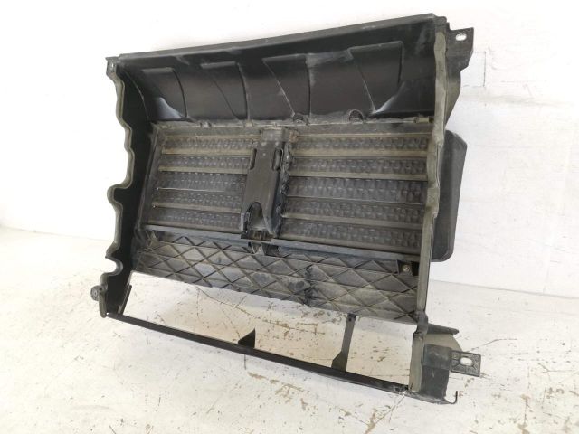 bontott MASERATI LEVANTE Vízhűtő Radiátor Tartó