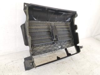 bontott MASERATI LEVANTE Vízhűtő Radiátor Tartó