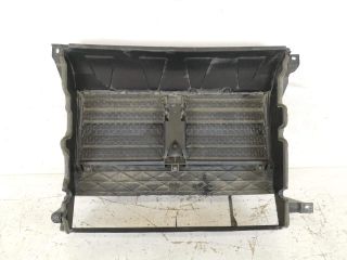 bontott MASERATI LEVANTE Vízhűtő Radiátor Tartó