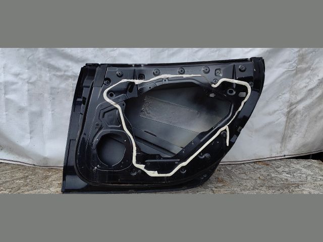 bontott MASERATI QUATTROPORTE Jobb hátsó Ajtó (Üres lemez)