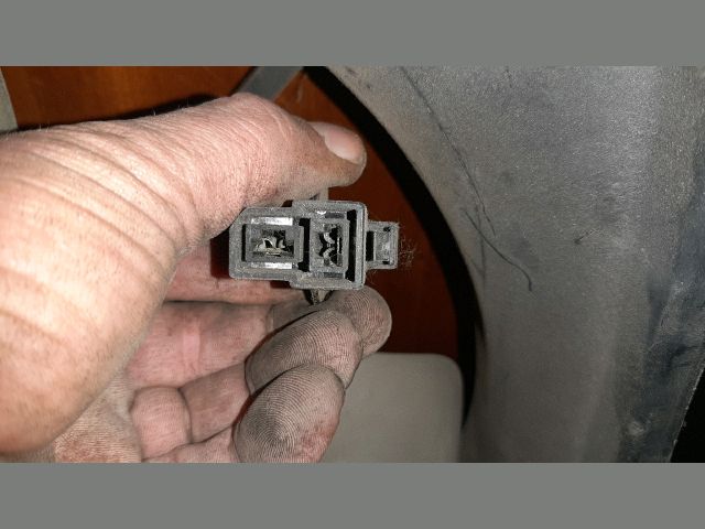 bontott MAZDA 121 Hűtőventilátor