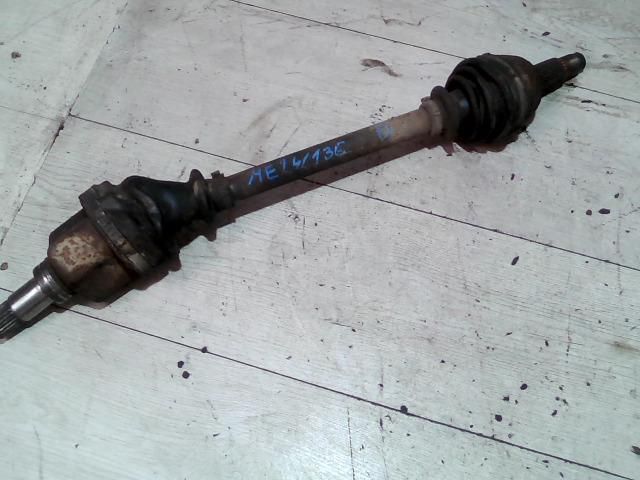 bontott MAZDA 121 Bal Féltengely