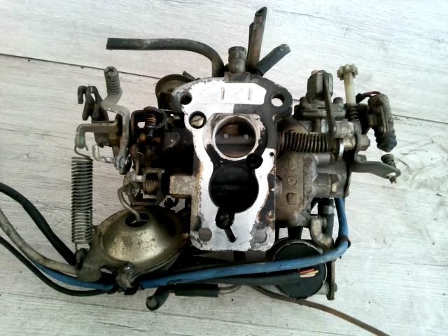 bontott MAZDA 121 Központi Injektor