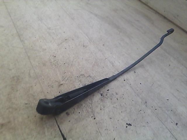 bontott MAZDA 121 Bal első Ablaktörlő Kar