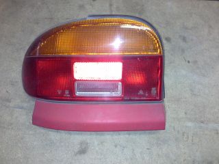 bontott MAZDA 121 Bal Hátsó Lámpa