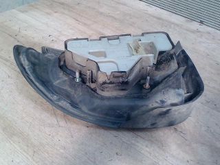 bontott MAZDA 121 Bal Hátsó Lámpa