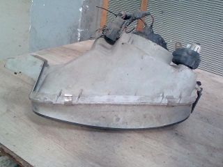 bontott MAZDA 121 Jobb Fényszóró