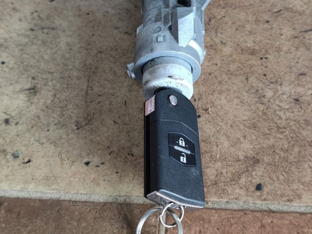 bontott MAZDA 2 Gyújtáskapcsoló Házzal