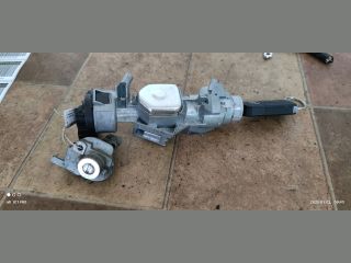 bontott MAZDA 2 Gyújtáskapcsoló Házzal