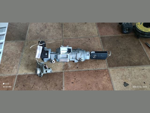 bontott MAZDA 2 Gyújtáskapcsoló Házzal