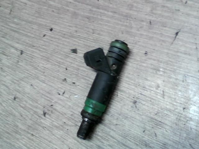 bontott MAZDA 2 Porlasztó (1 db)