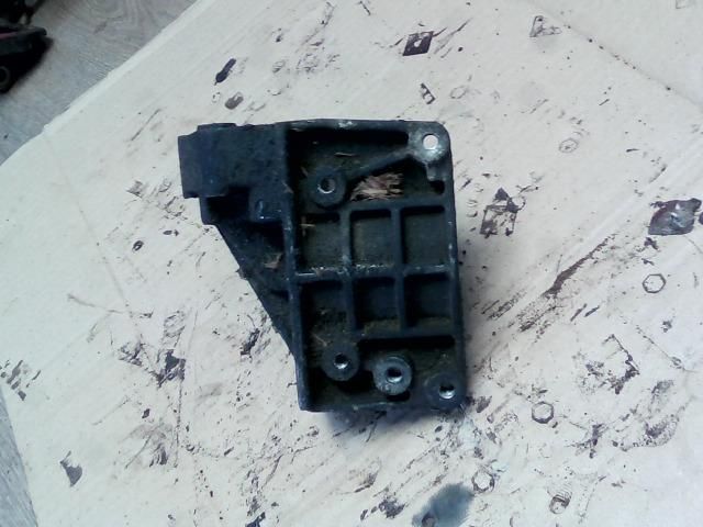 bontott MAZDA 2 Szervó Tartó Bak (Magában)